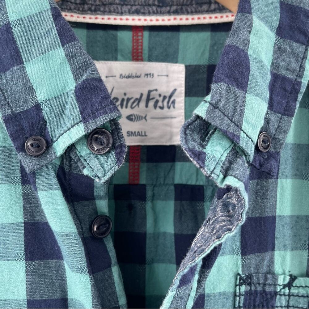 WEIRD FISH Button Down Shirt Small Short Sleeve Buffalo Check Lifestyle Outdoor - Picture 3 of 15